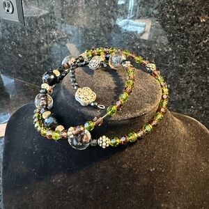 Multicolor beaded bracelet
